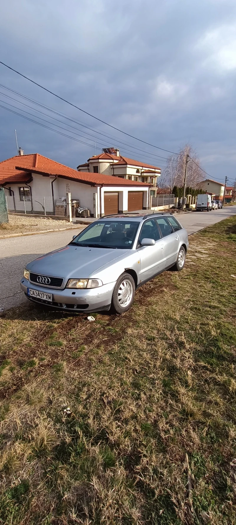 Audi A4, снимка 1 - Автомобили и джипове - 47270721