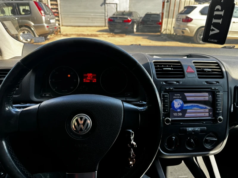 VW Golf Variant 2.0 TDI BMM, снимка 8 - Автомобили и джипове - 47319453