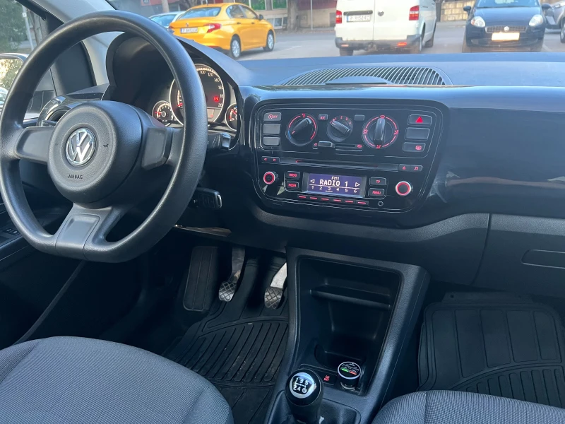 VW Up Видео към обявата, снимка 12 - Автомобили и джипове - 47357676