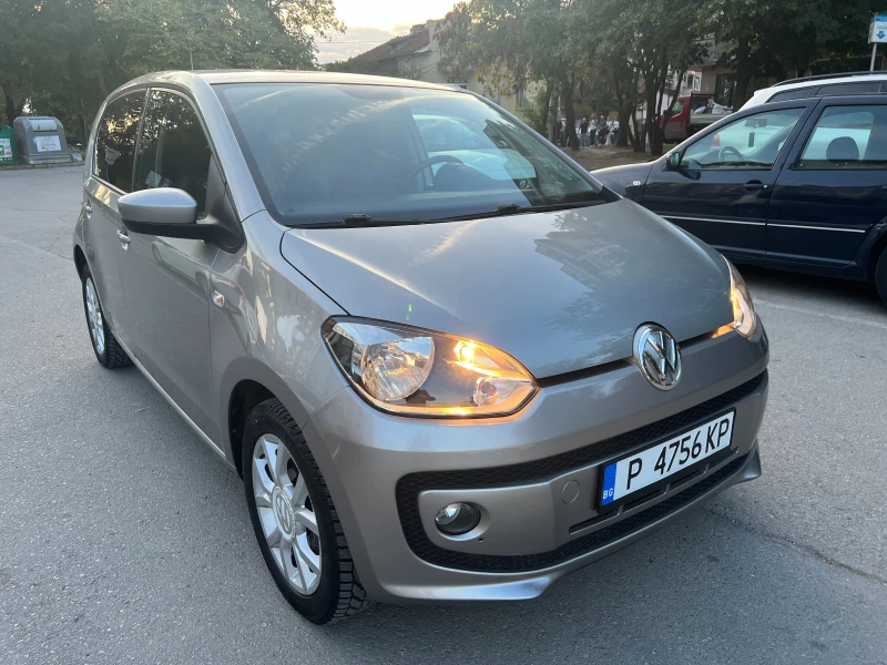 VW Up Видео към обявата, снимка 1 - Автомобили и джипове - 47357676