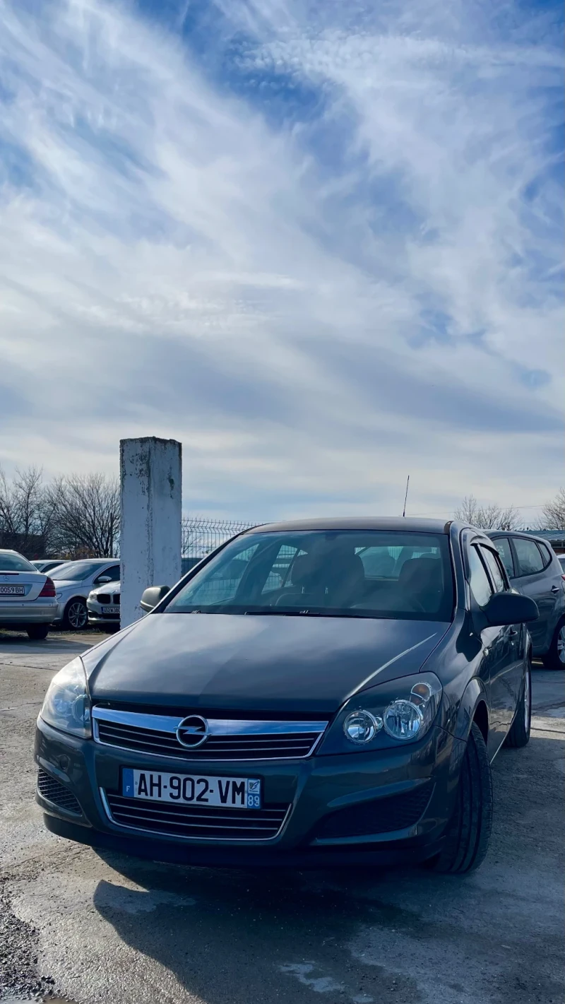 Opel Astra, снимка 3 - Автомобили и джипове - 48267886