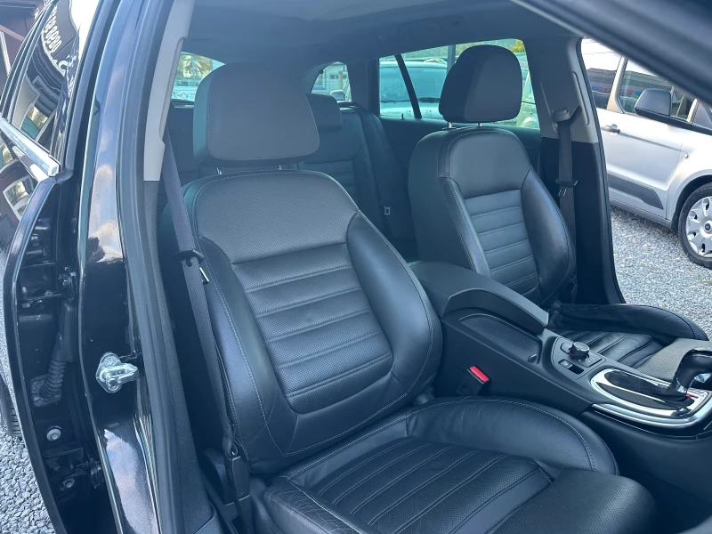 Opel Insignia 2.0T 4x4 FULL OPTION, снимка 14 - Автомобили и джипове - 52017977