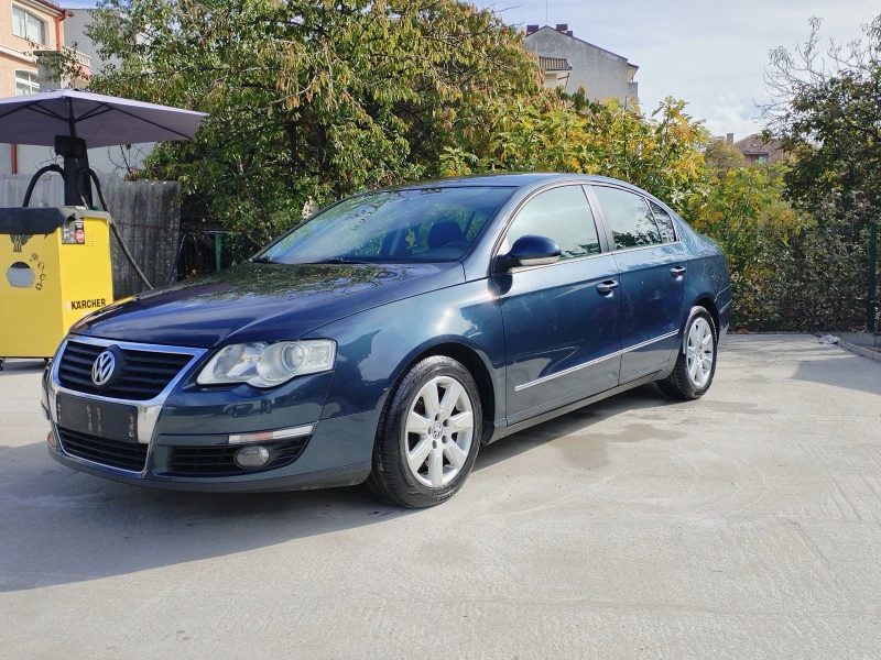 VW Passat 2.0TDI DSG, снимка 3 - Автомобили и джипове - 52176548