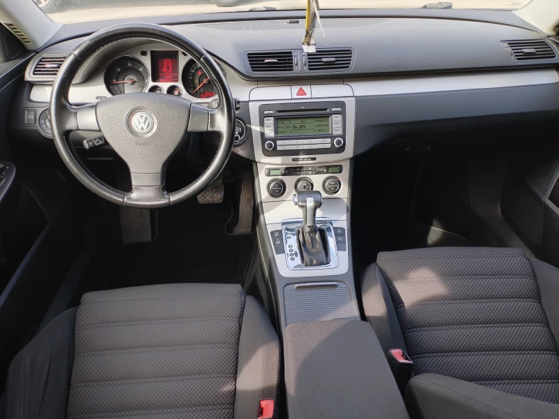 VW Passat 2.0TDI DSG, снимка 9 - Автомобили и джипове - 52176548