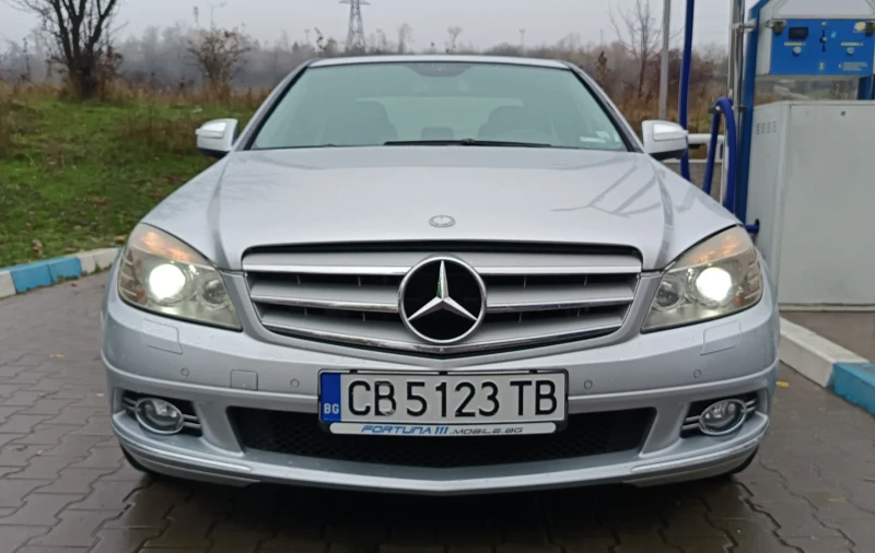 Mercedes-Benz C 320