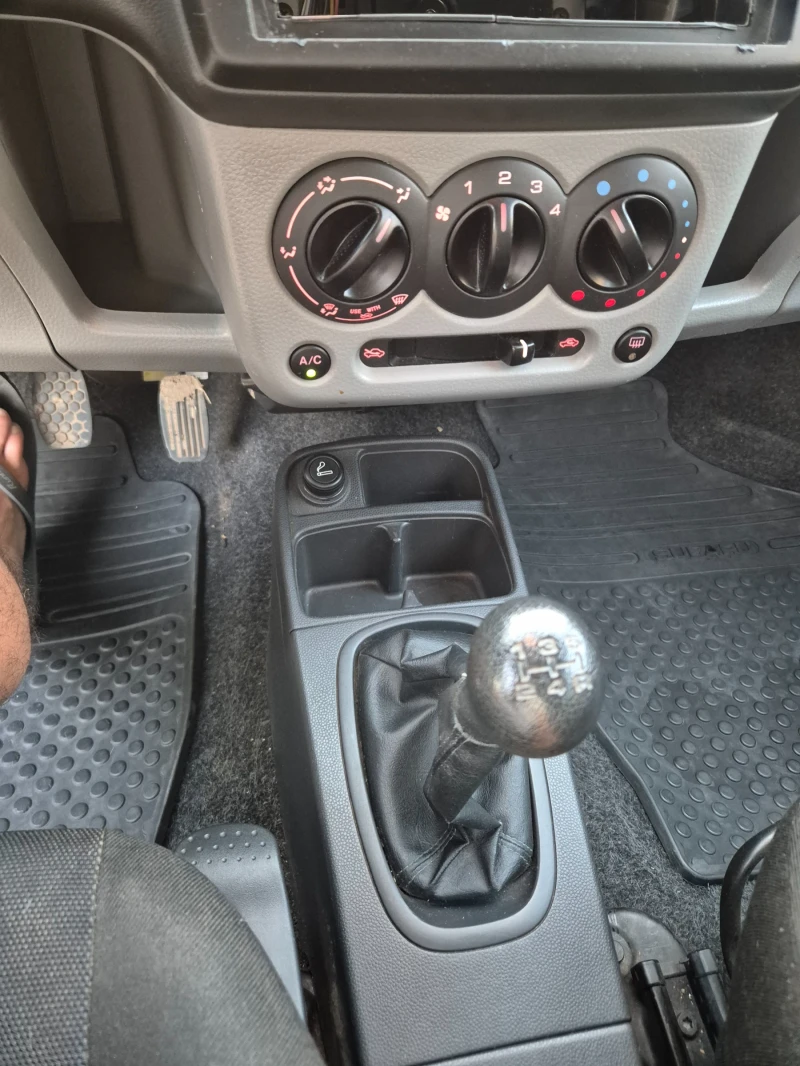 Subaru G3x justy 1.3, снимка 7 - Автомобили и джипове - 53071658