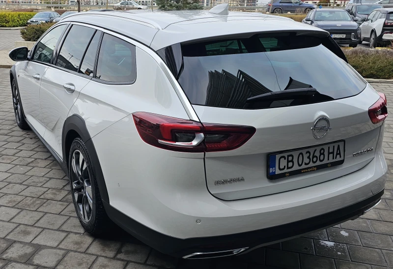 Opel Insignia Country Tourer, снимка 6 - Автомобили и джипове - 53132752