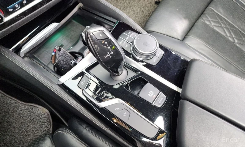 BMW 530, снимка 9 - Автомобили и джипове - 53327470