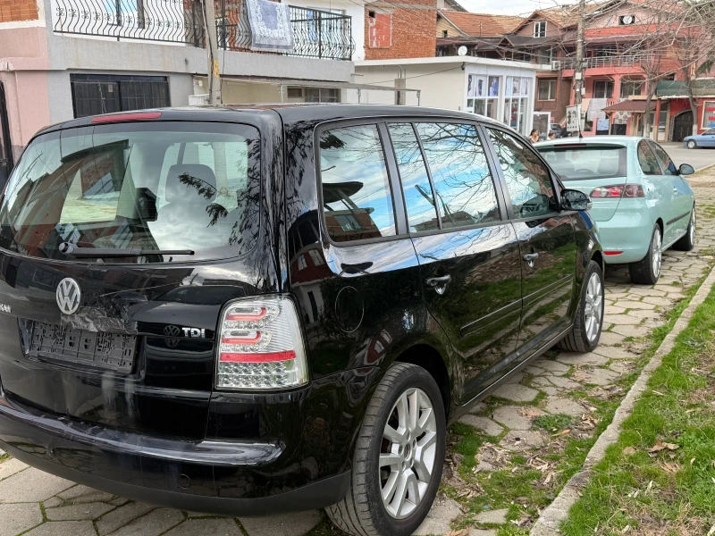 VW Touran 1.9tdi 105hp, снимка 3 - Автомобили и джипове - 53403755