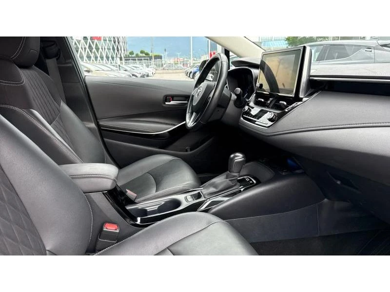Toyota Corolla 1.8 HSD Luxury Plus - изображение 6