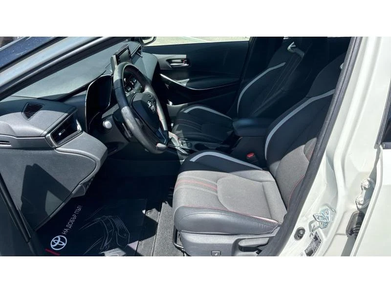 Toyota Corolla TS 2.0HSD GR SPORT, снимка 12 - Автомобили и джипове - 54448210