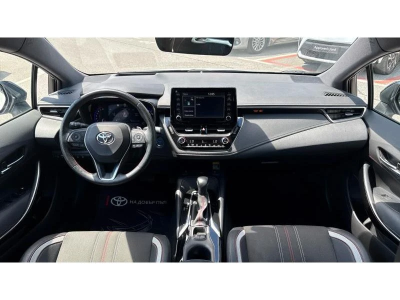 Toyota Corolla TS 2.0HSD GR SPORT, снимка 8 - Автомобили и джипове - 54448210