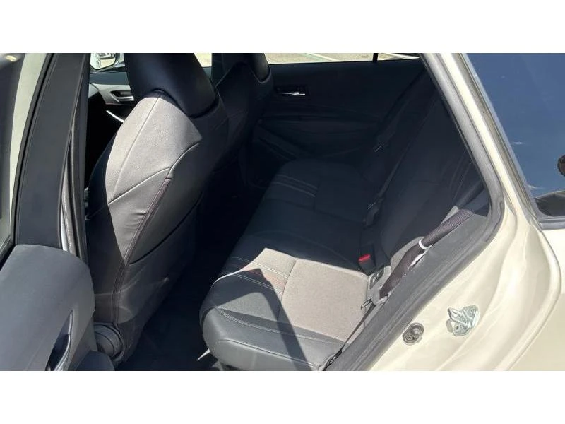 Toyota Corolla TS 2.0HSD GR SPORT, снимка 11 - Автомобили и джипове - 54448210