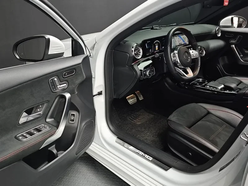 Mercedes-Benz A 35 | Mobile.bg � ����������� 10
