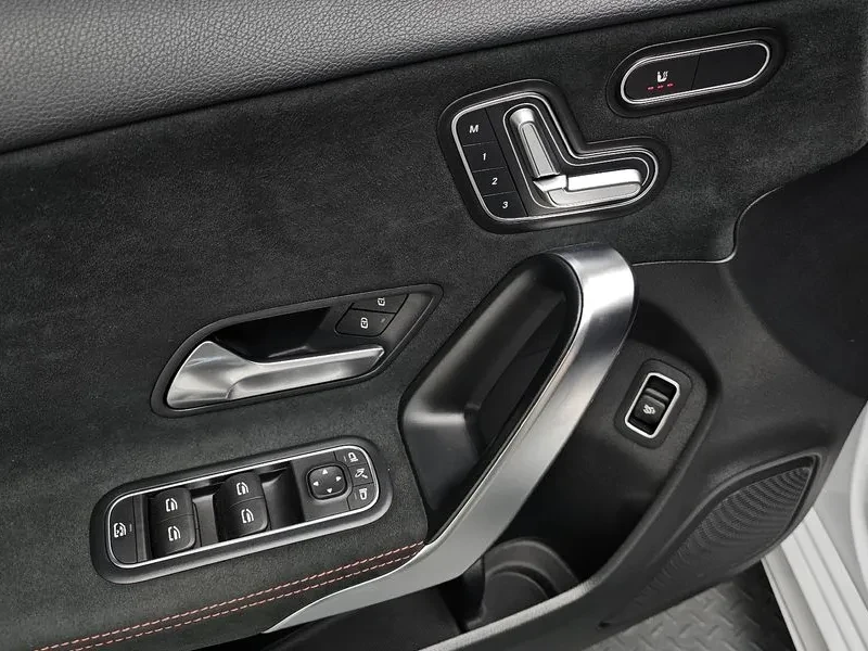 Mercedes-Benz A 35 | Mobile.bg � ����������� 16