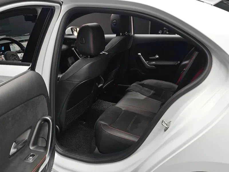 Mercedes-Benz A 35 | Mobile.bg � ����������� 11