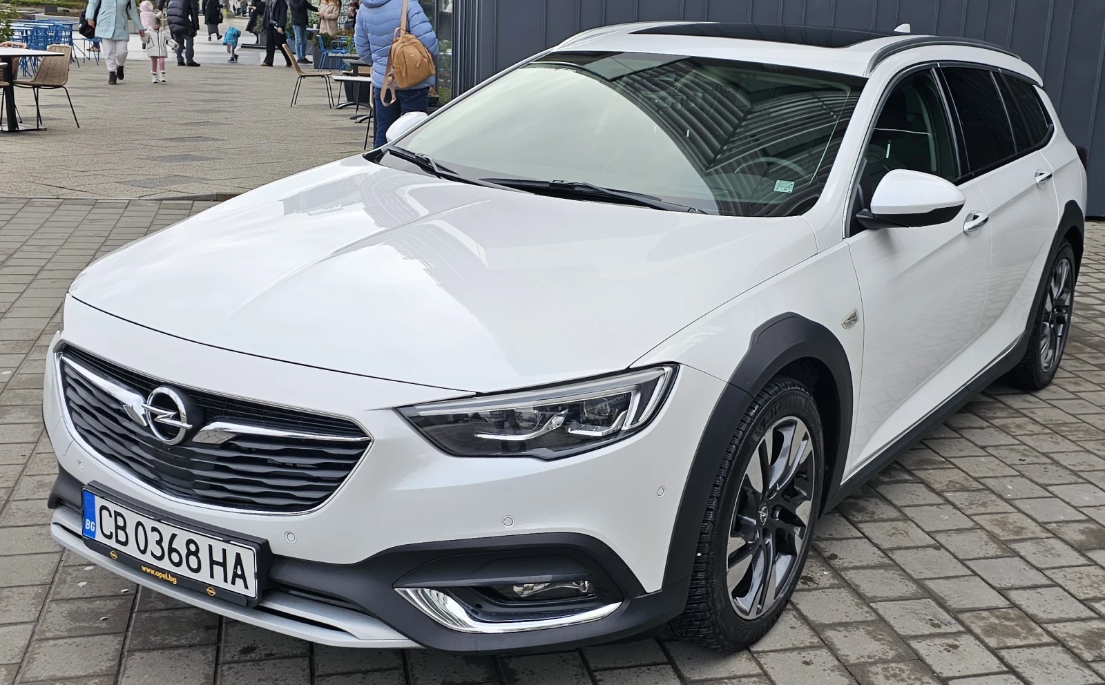 Opel Insignia Country Tourer, снимка 1