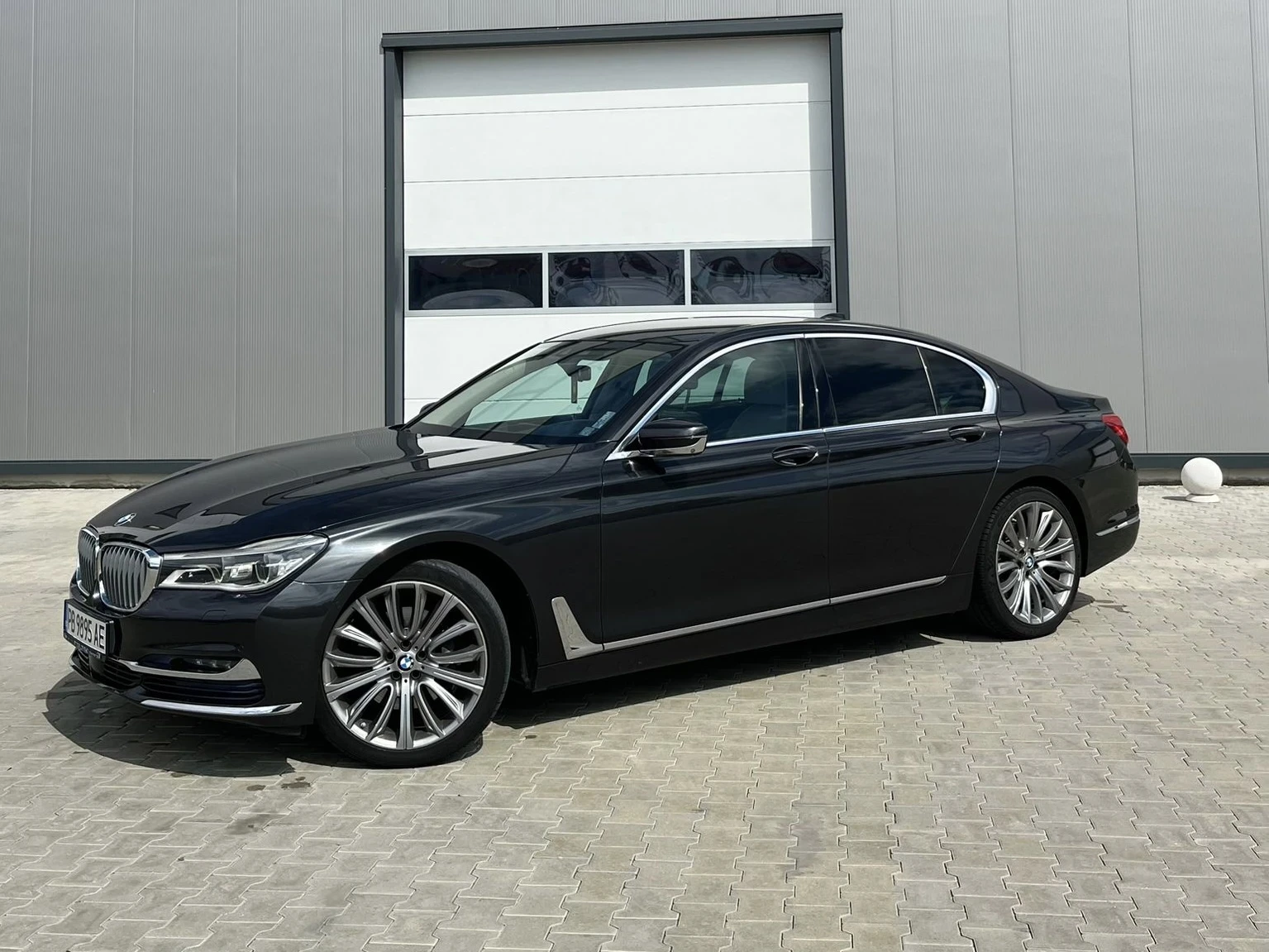 BMW 730 * xDrive* Head Up* 360-KAM* Excklusive*  - изображение 3