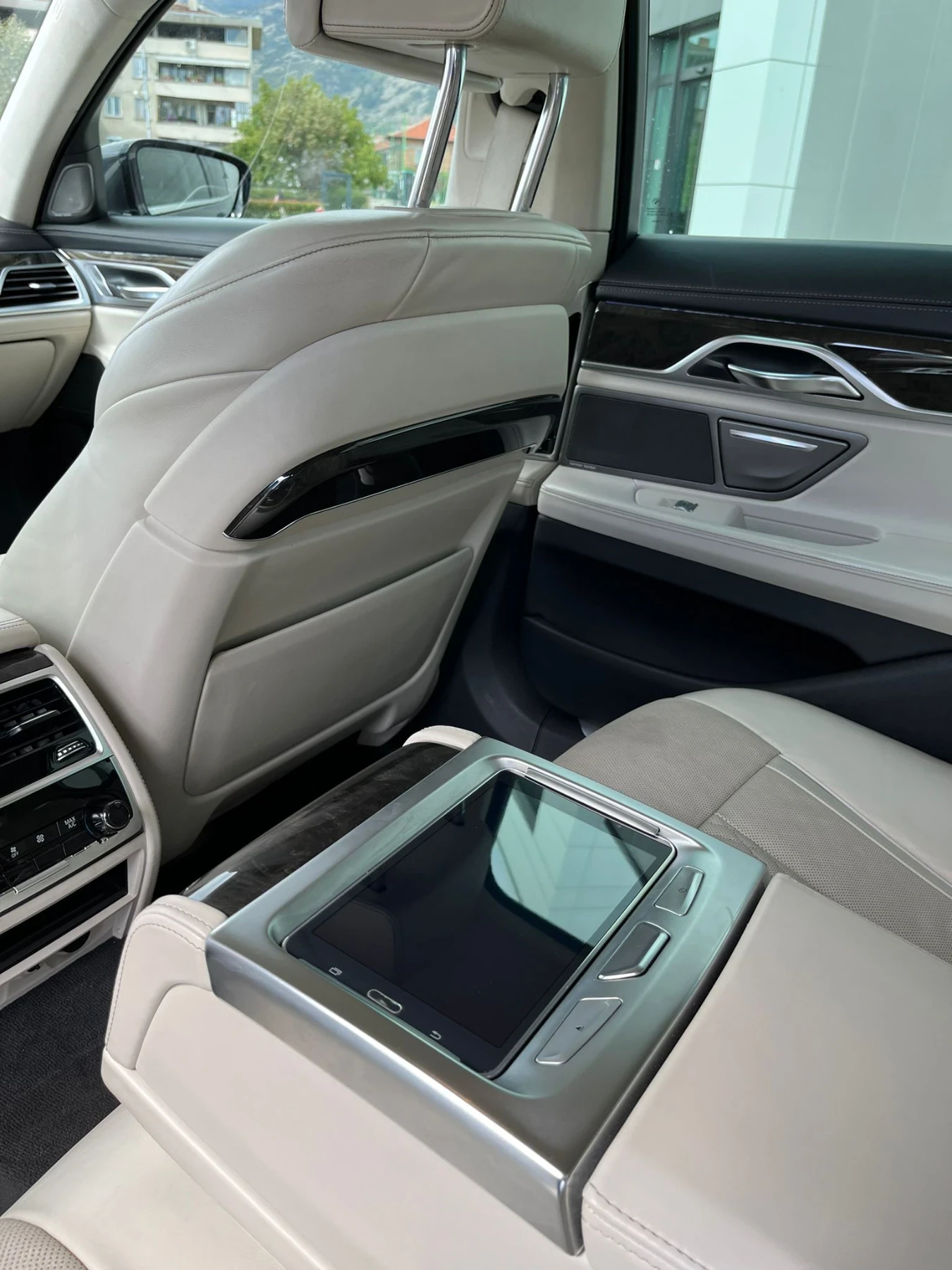 BMW 730 * xDrive* Head Up* 360-KAM* Excklusive*  | Mobile.bg — изображение 12