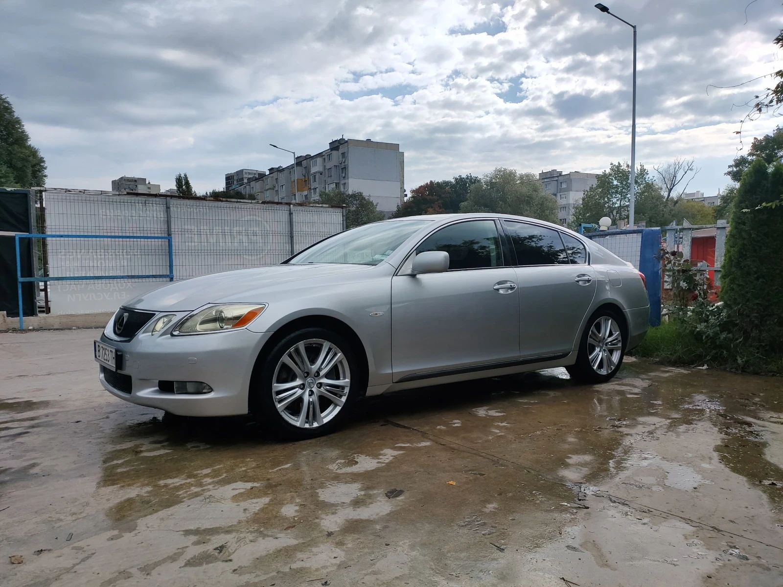 Lexus GS 450h 3.5 V6 hybrid  - изображение 2