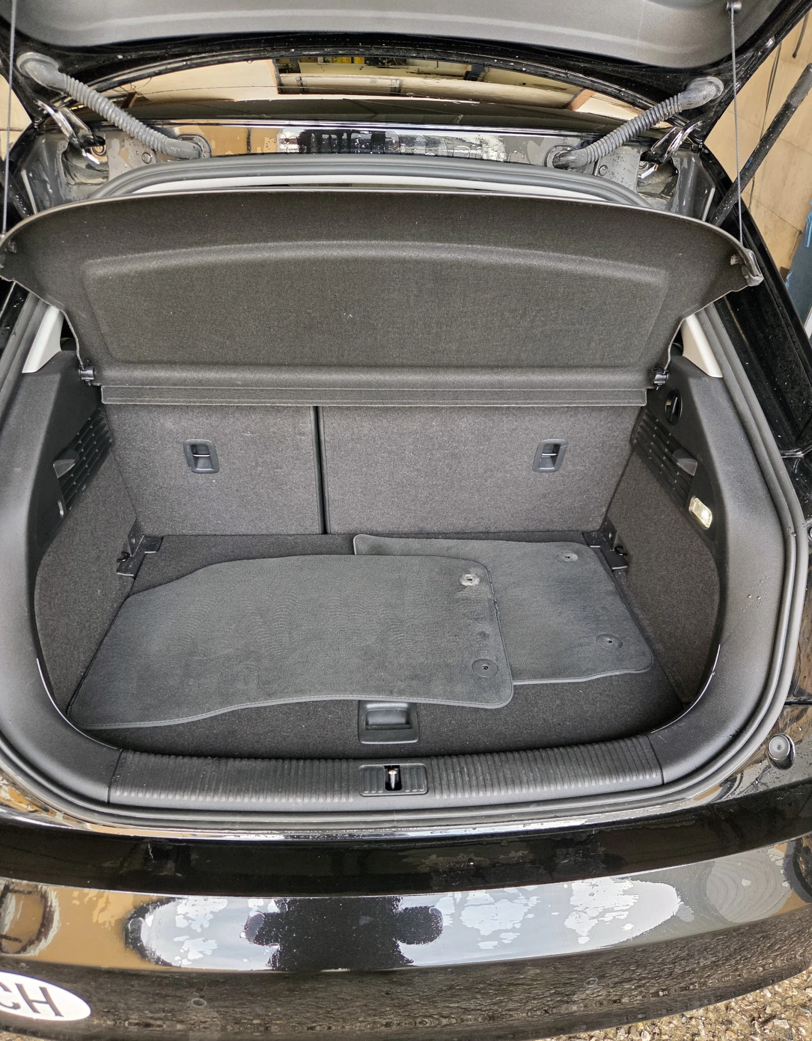 Audi A1 1.4 Facelift, Автомат, Уникат, Швейцария - изображение 7