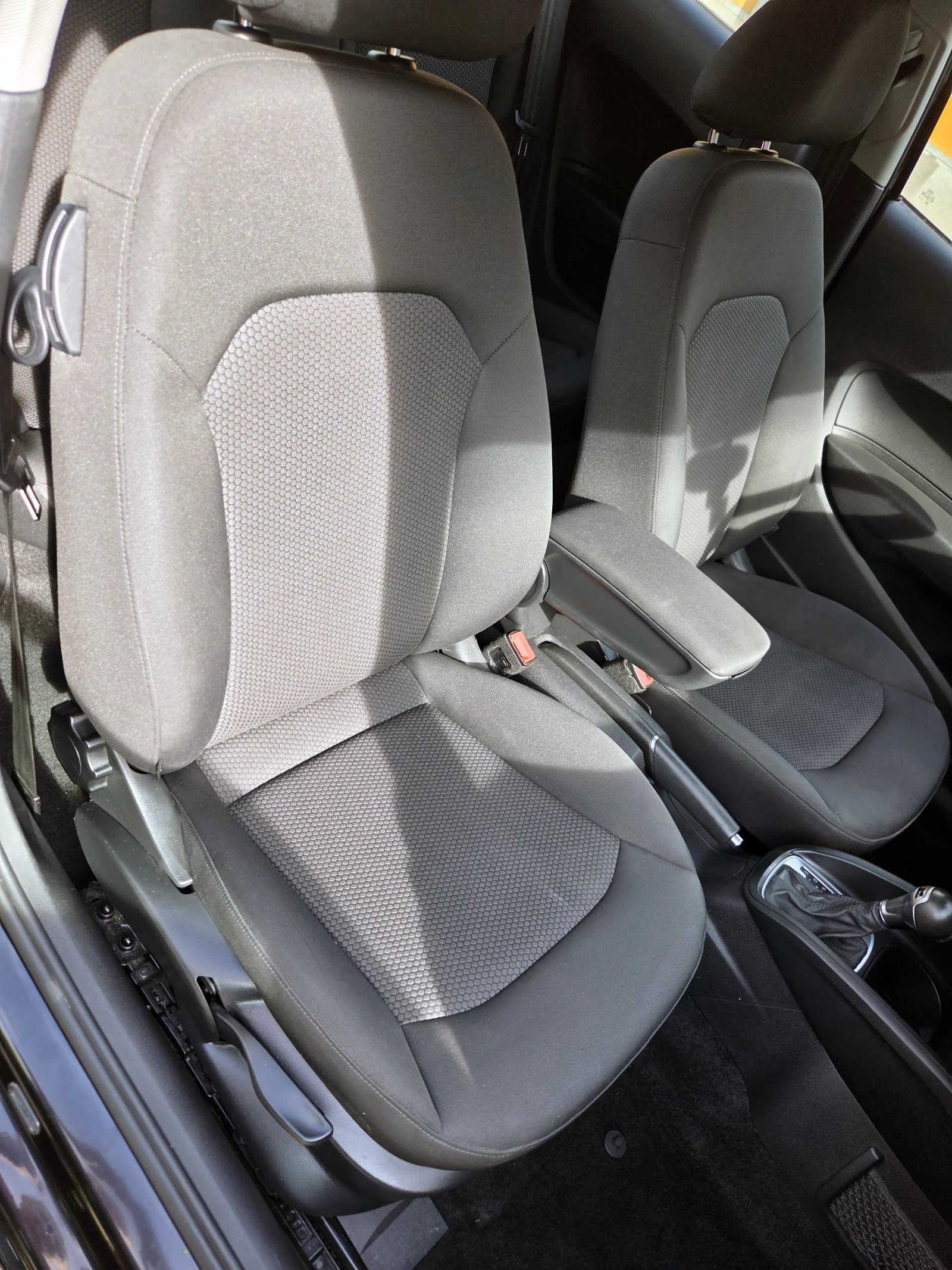 Audi A1 1.4 Facelift, Автомат, Уникат, Швейцария - изображение 10