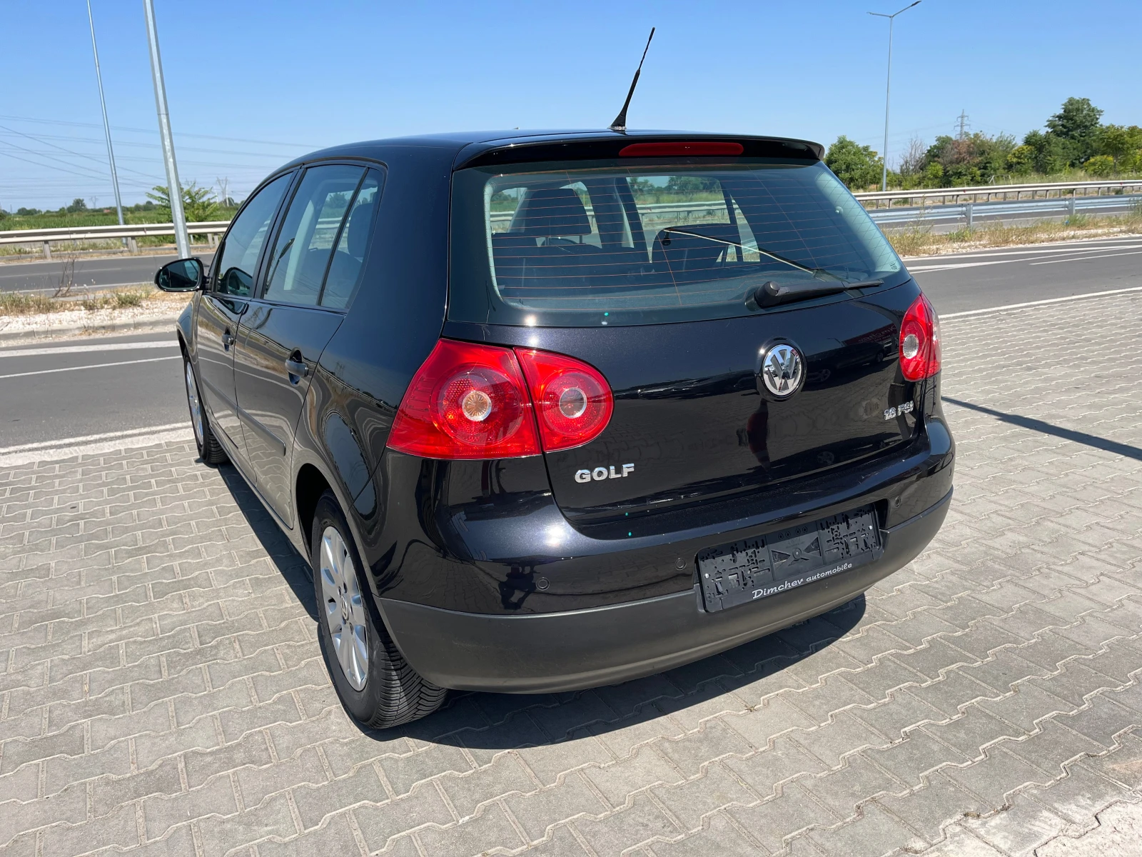 VW Golf 1.6 i 115k.c - изображение 5