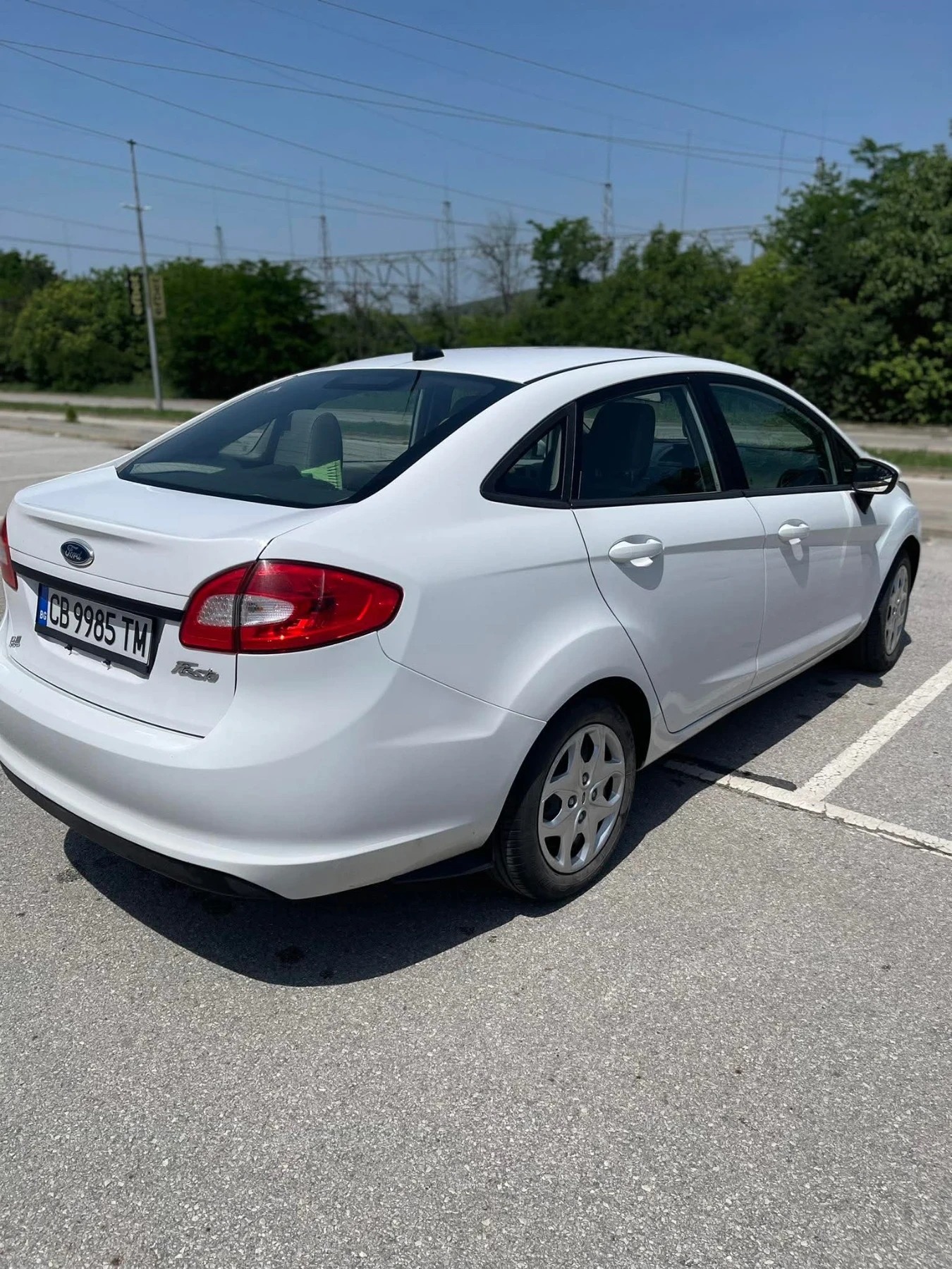 Ford Fiesta Sedan 1.6 газ - изображение 4