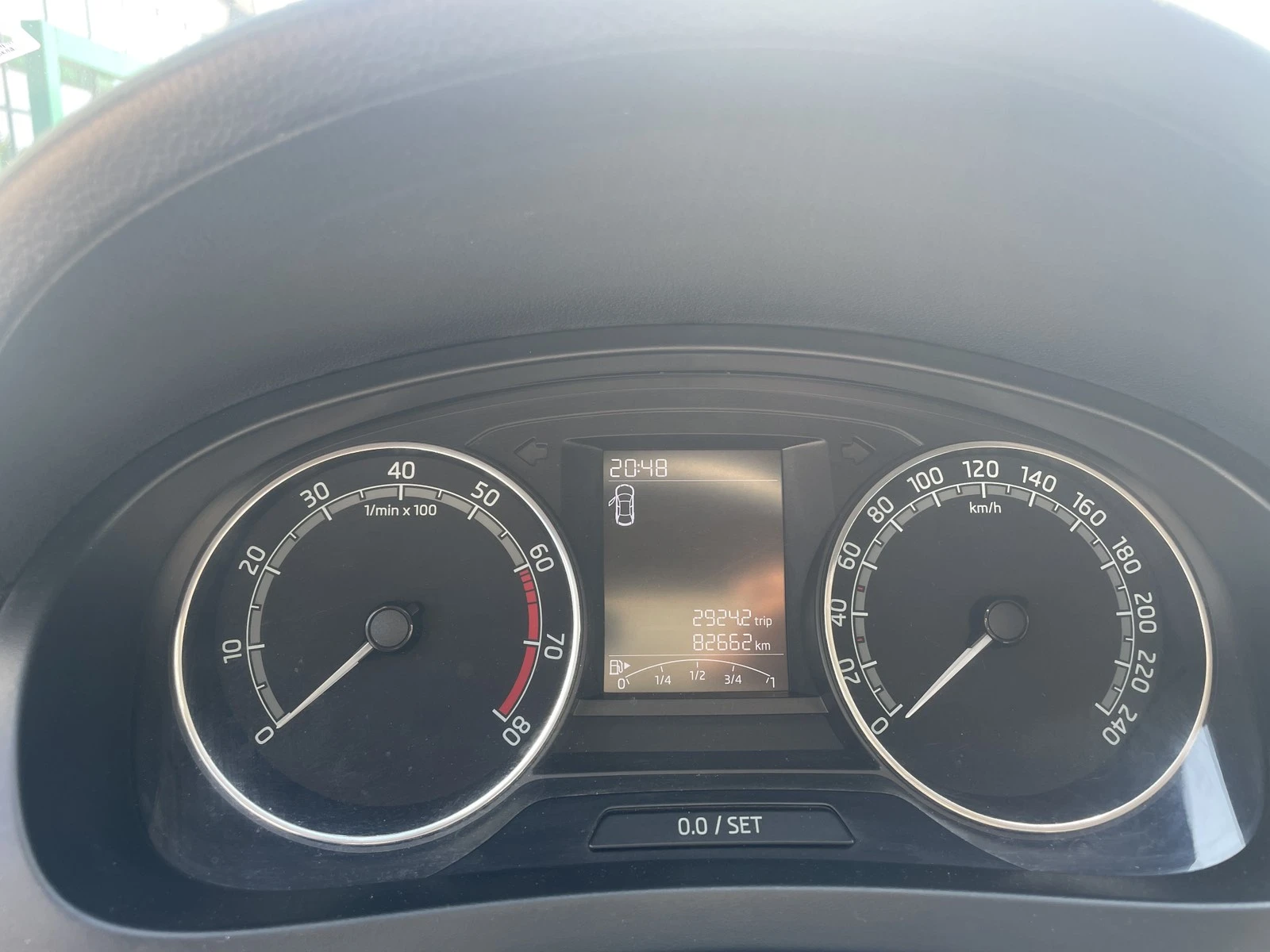 Skoda Rapid 1.0 TSI 95 к.с. - изображение 10