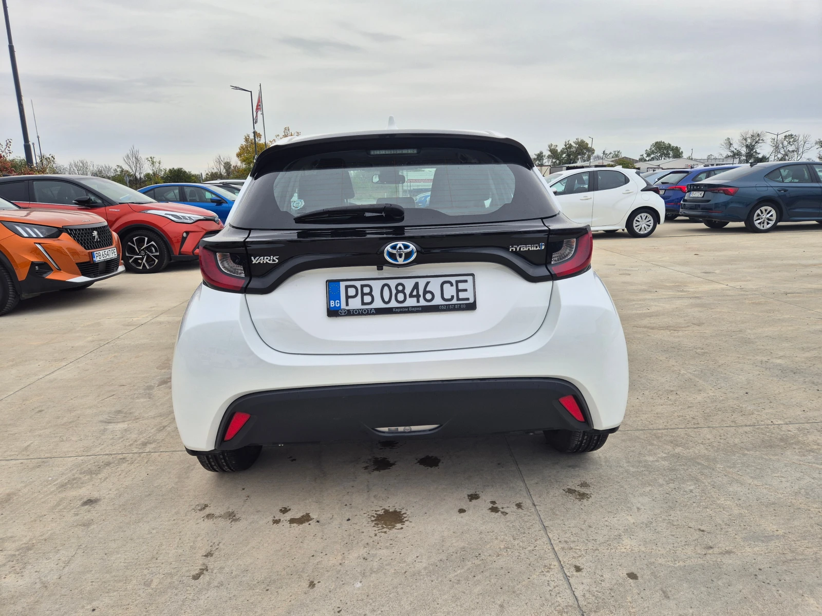 Toyota Yaris КАМЕРА 1, 5 Hybrid А/Т в Гаранция - изображение 4
