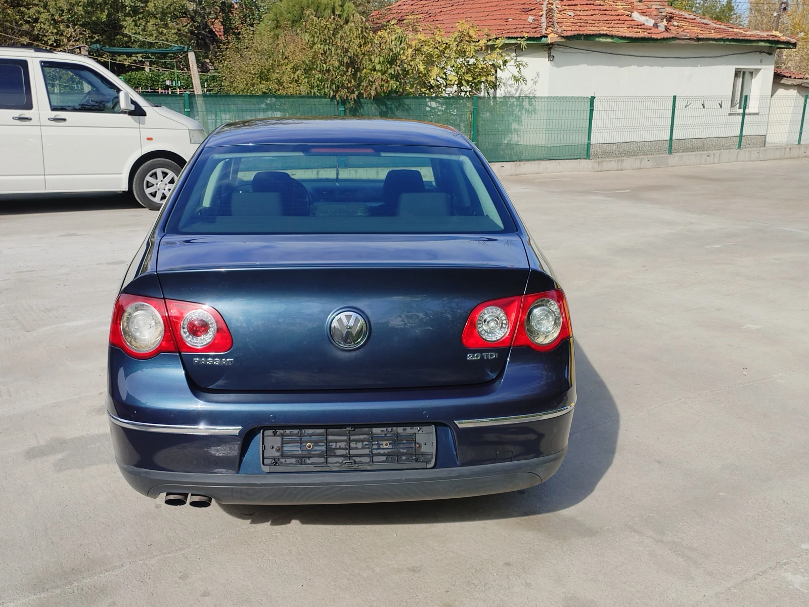 VW Passat 2.0TDI DSG | Mobile.bg   6