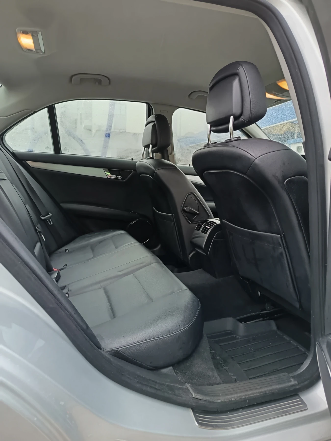 Mercedes-Benz C 320 | Mobile.bg � ����������� 12