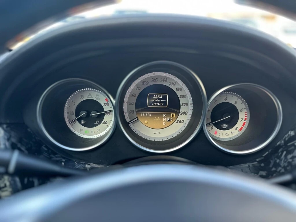 Mercedes-Benz CLS 550 4MATIC* CARFAX* ����* ������* �������* ���������*  | Mobile.bg � ����������� 16