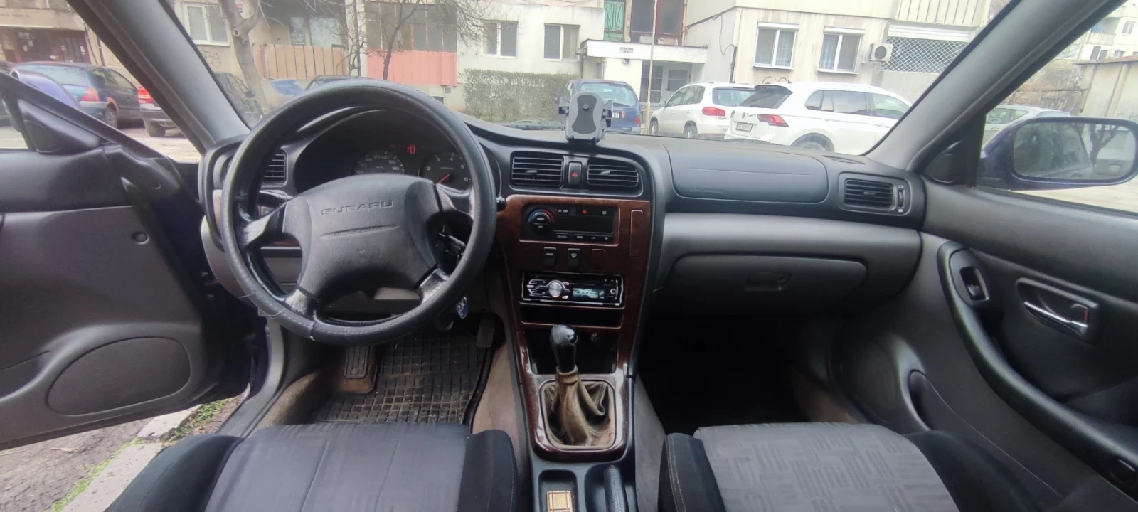 Subaru Legacy 2.5 156 к.с. ръчка - изображение 7