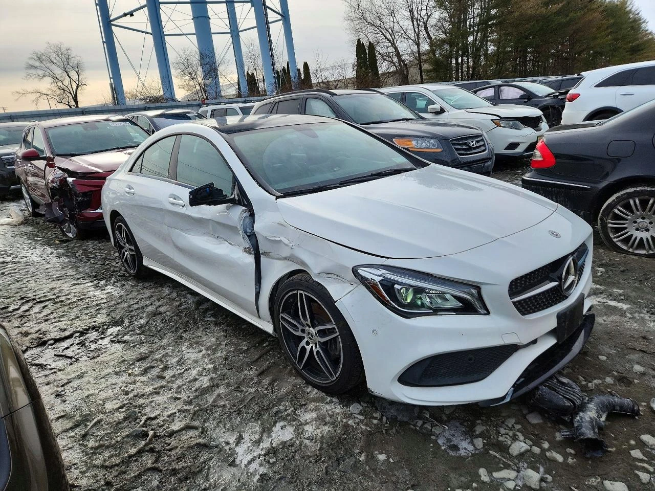 Mercedes-Benz CLA 250 4MATIC, снимка 4 - Автомобили и джипове - 53748116