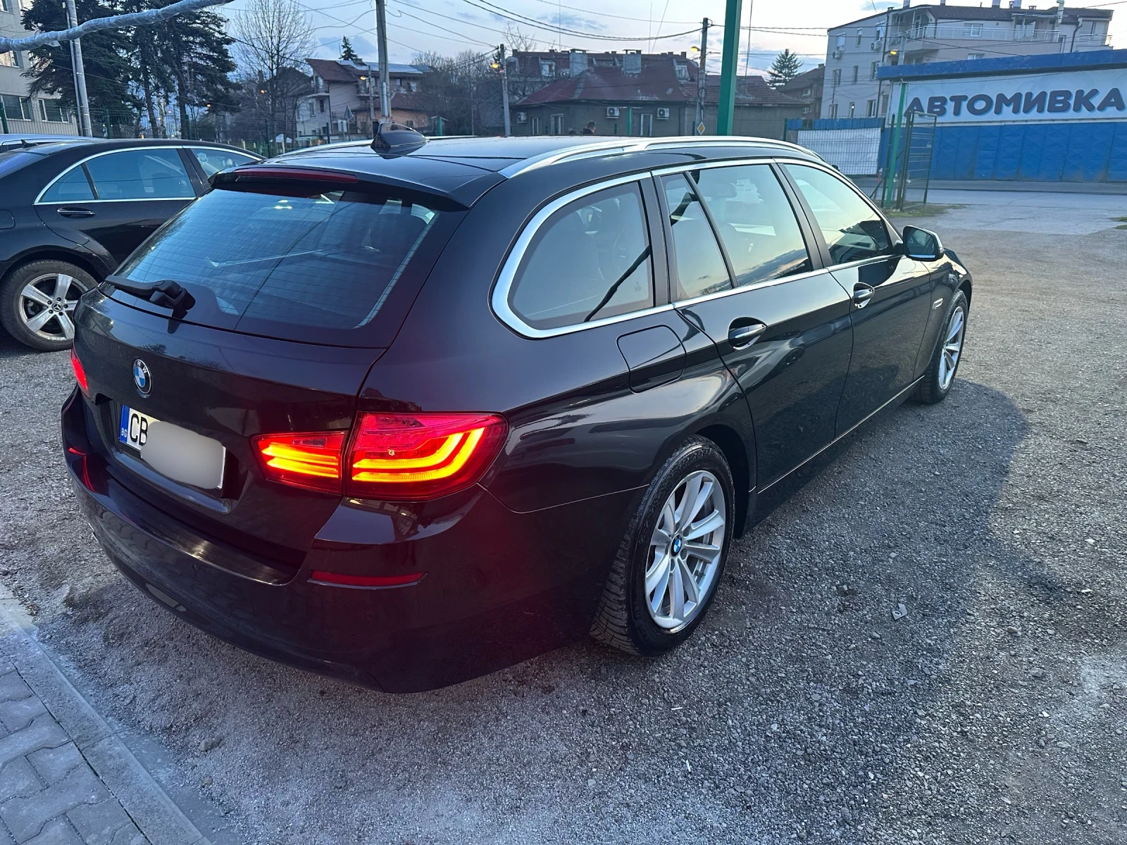 BMW 530 FULL ЕКСТРИ ЗА МОДЕЛА, снимка 5 - Автомобили и джипове - 53866275