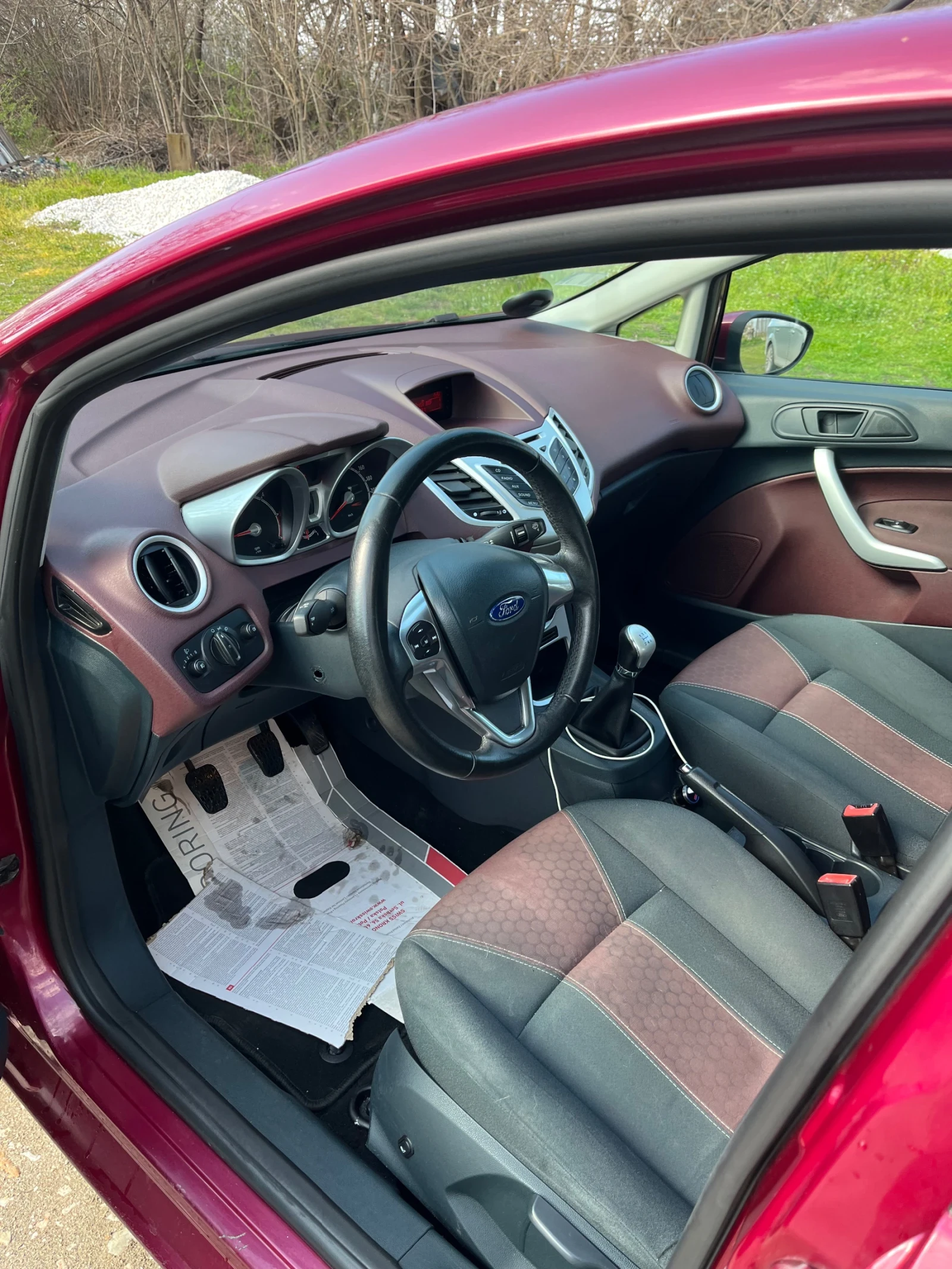 Ford Fiesta, снимка 5 - Автомобили и джипове - 53980541