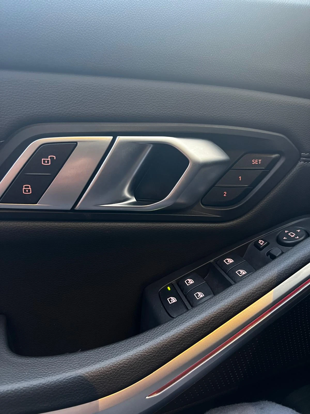 BMW 330 330e xDrive, снимка 8 - Автомобили и джипове - 54040977