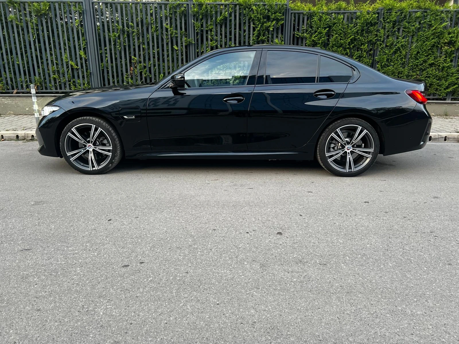 BMW 330 330e xDrive