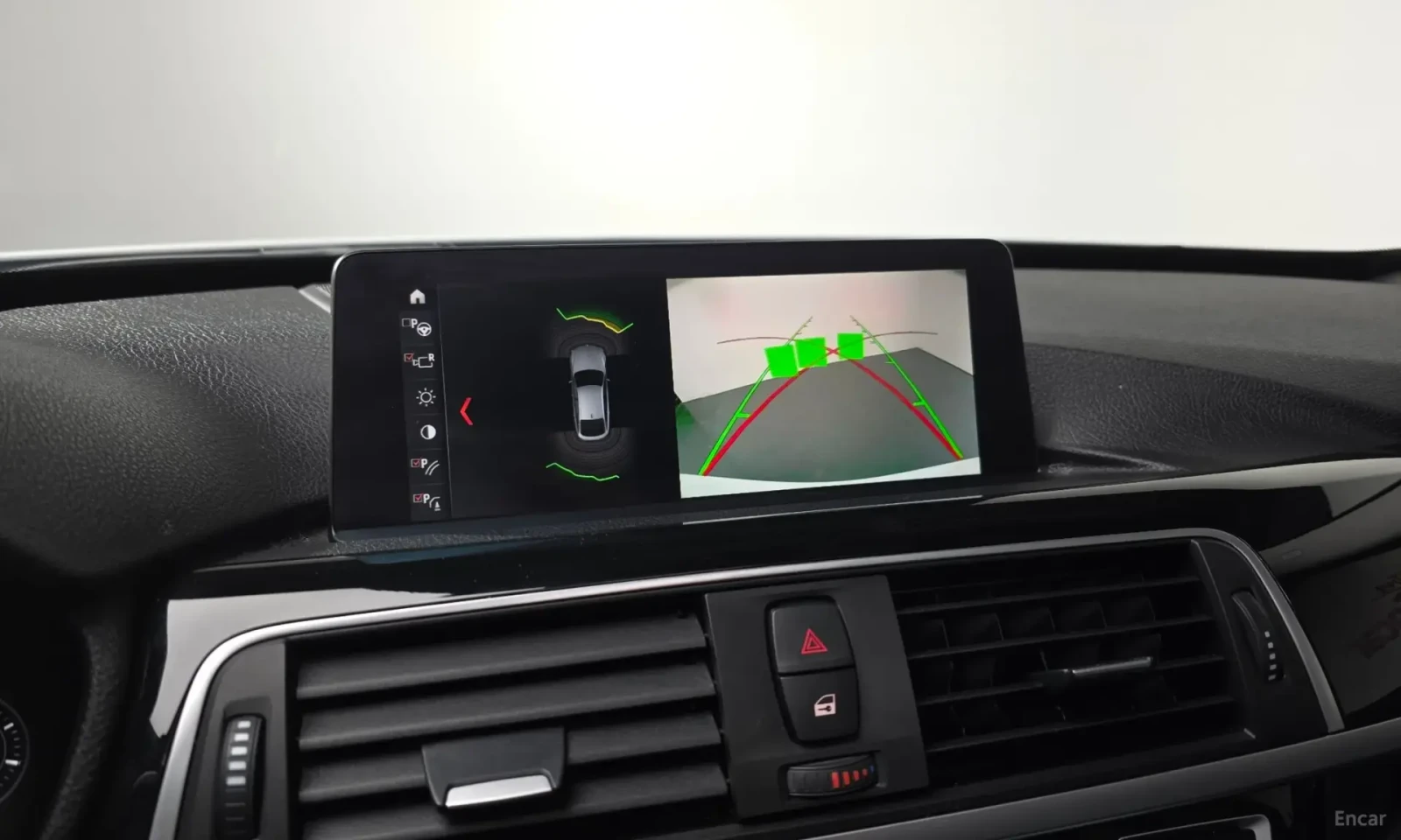BMW 320 GT / Navi / Camera, снимка 13 - Автомобили и джипове - 54647730
