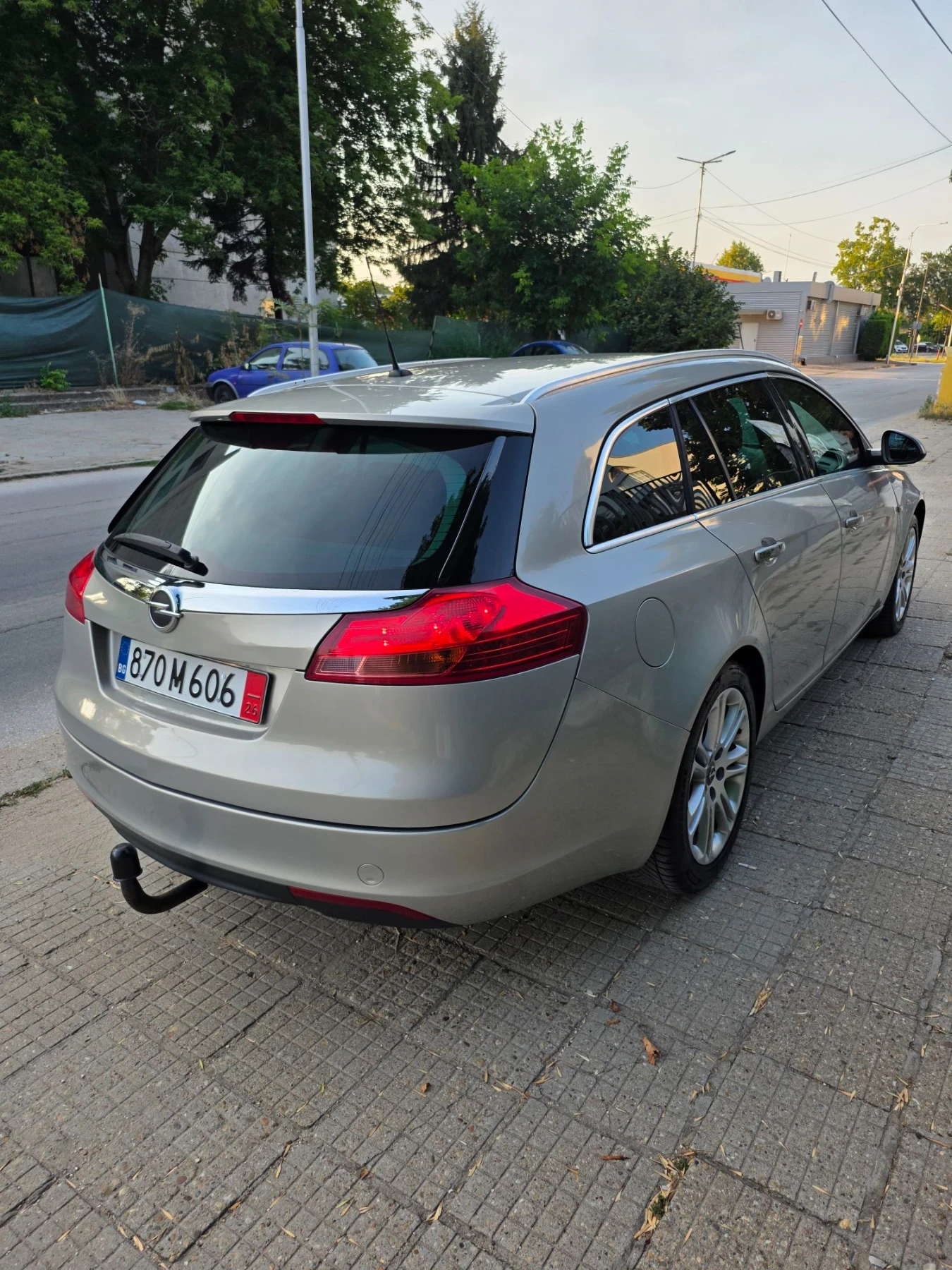 Opel Insignia Sports Tourer, снимка 3 - Автомобили и джипове - 55696807