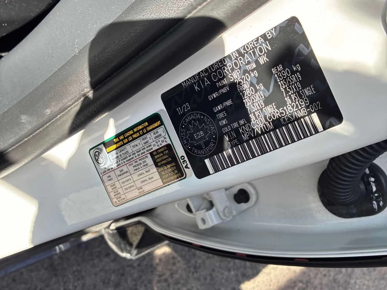 Kia EV6 * Land AWD * CARFAX * БЕЗ ПЪРВОНАЧАЛНА ВНОСКА, снимка 10 - Автомобили и джипове - 56170165