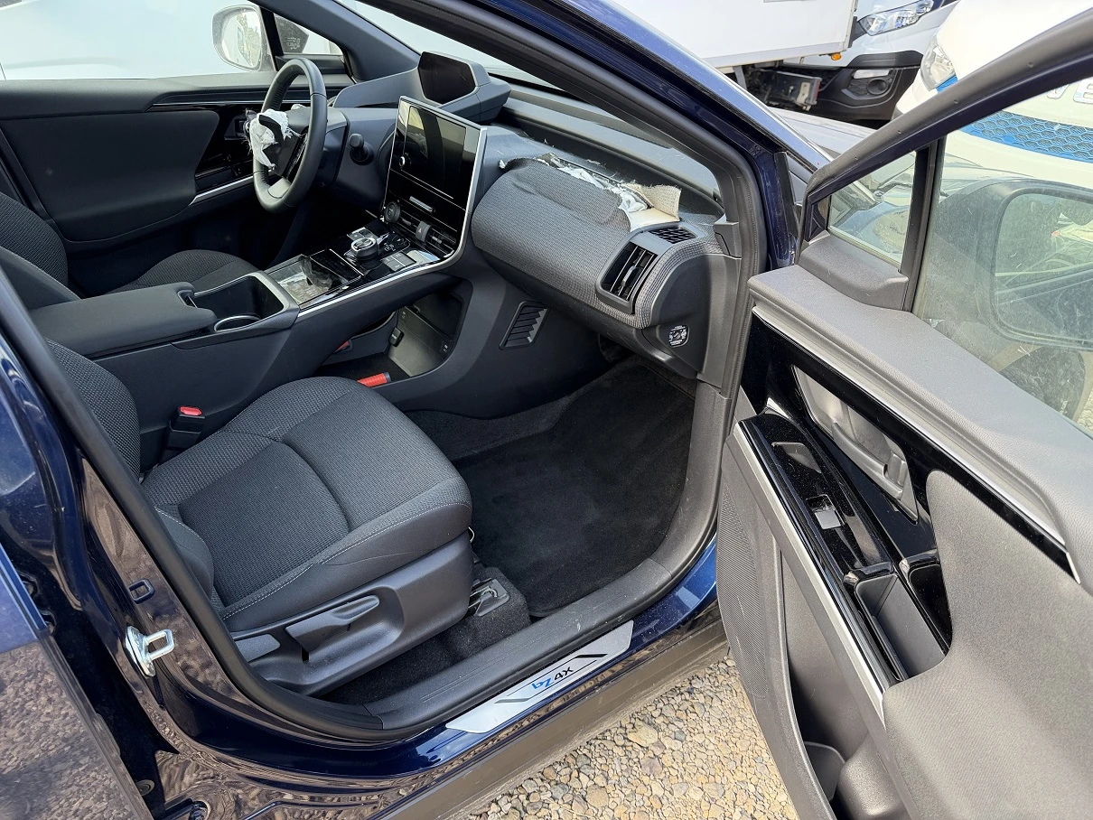 Toyota bZ4X 71kWh* Business* 500km* 150kw | Mobile.bg � ����������� 6