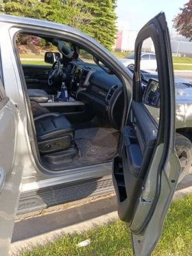 Dodge RAM 1500 * Sport * CARFAX * ПАНО * KEYLESS * ПОДГРЕВ, снимка 8