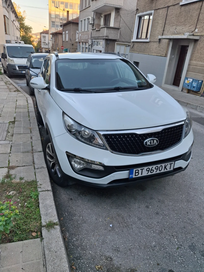 Kia Sportage GDI  , 1.6  *  БЕНЗИН  * Фабрична ГАЗ  * , снимка 10 - Автомобили и джипове - 47754269