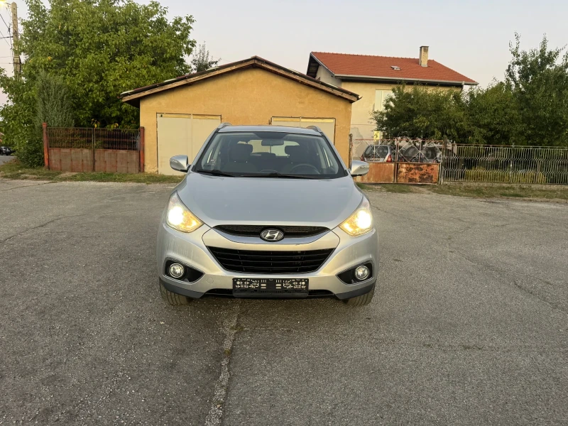 Hyundai IX35 2.0CRDI 4WD , снимка 8 - Автомобили и джипове - 51784153