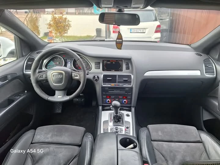 Audi Q7, снимка 6 - Автомобили и джипове - 48953370