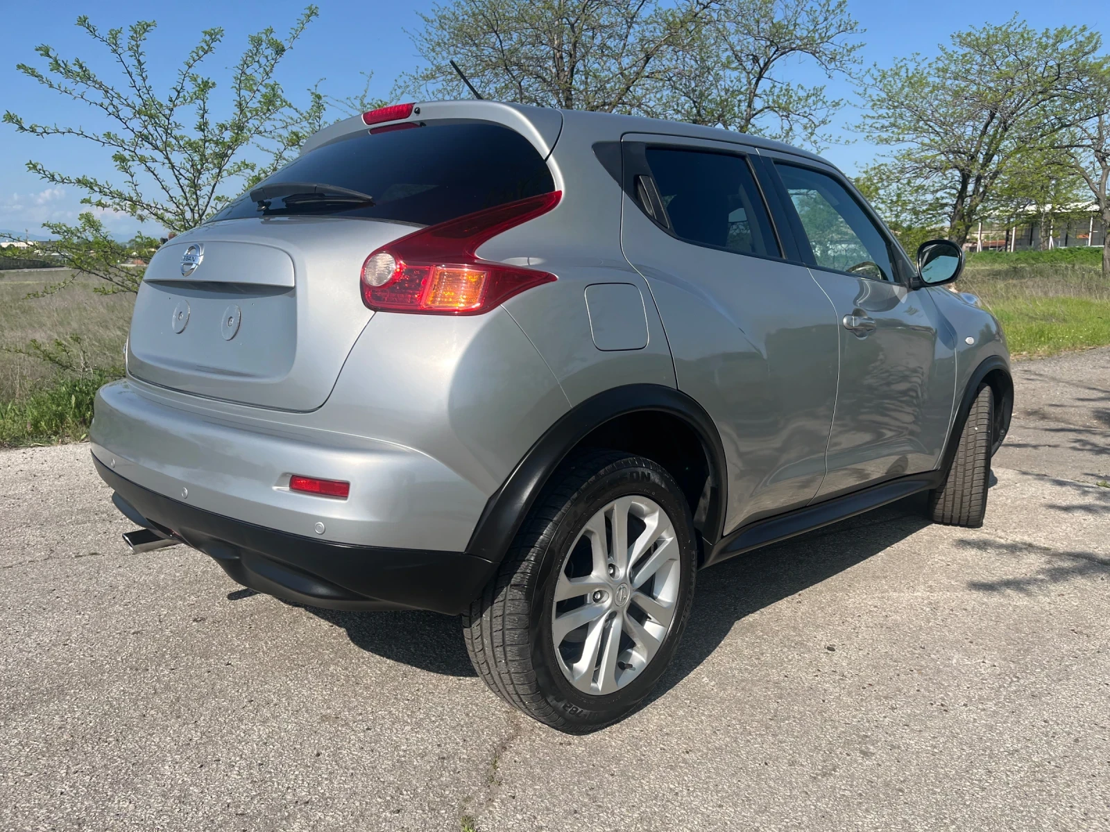 Nissan Juke 1.6i 167500km автомат - изображение 4