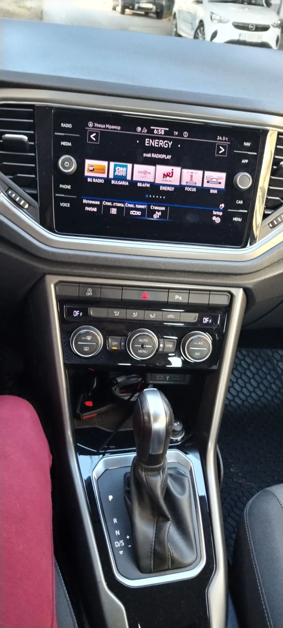 VW T-Cross 2.0 - изображение 5
