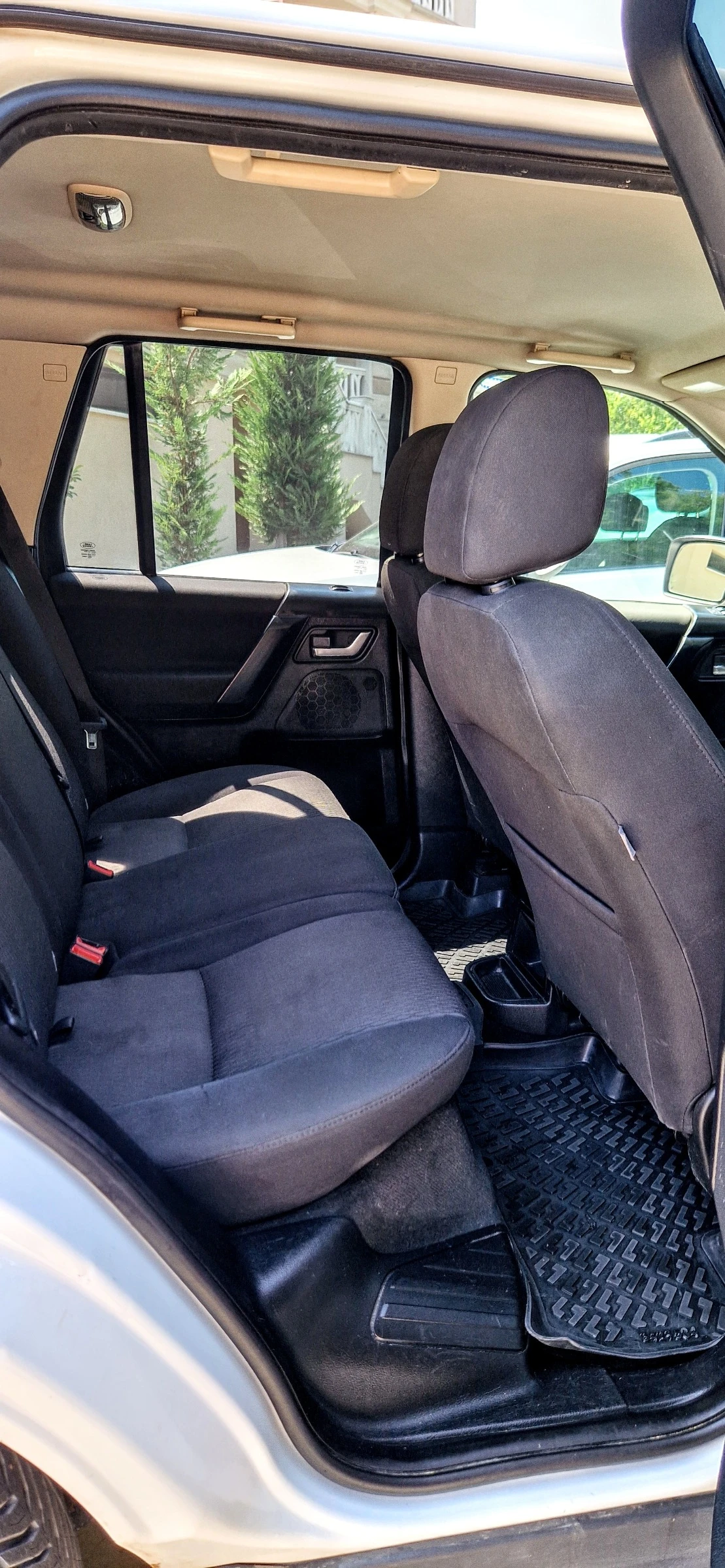 Land Rover Freelander 2 TD4 - изображение 10